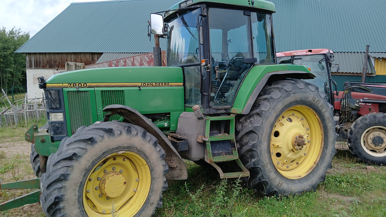JOHN DEERE 7800 - Traktorius: foto 1 JOHN DEERE 7800 - Traktorius: foto 1