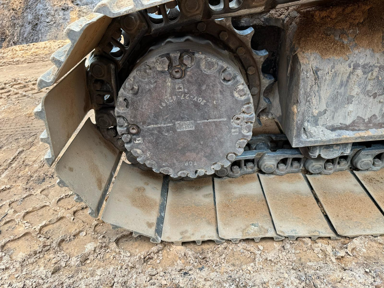 KOMATSU PC210LC-11 - Vikšrinis ekskavatorius: foto 4 KOMATSU PC210LC-11 - Vikšrinis ekskavatorius: foto 4