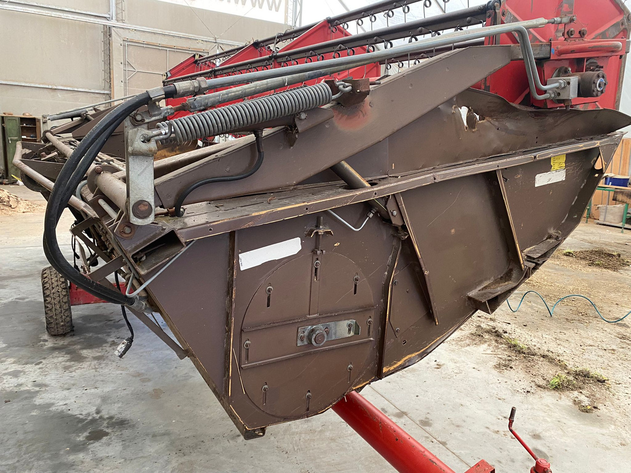 MASSEY FERGUSON 31PX - Prikabinamas pašarų kombainas: foto 5 MASSEY FERGUSON 31PX - Prikabinamas pašarų kombainas: foto 5