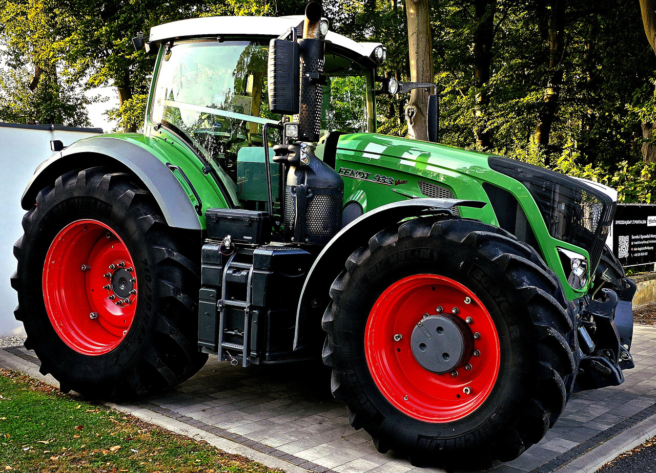 Fendt 933 S4 Profi Plus - Traktorius: foto 2 Fendt 933 S4 Profi Plus - Traktorius: foto 2