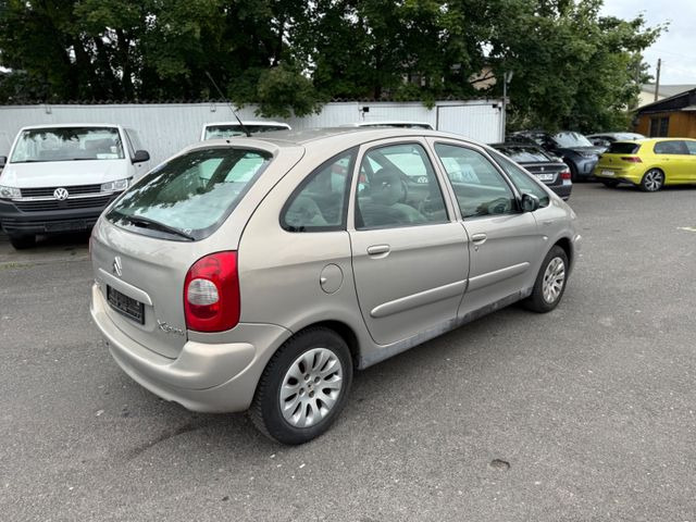 Citroën Xsara Picasso 1.8 16V Exclusive - Sedanas: foto 4 Citroën Xsara Picasso 1.8 16V Exclusive - Sedanas: foto 4