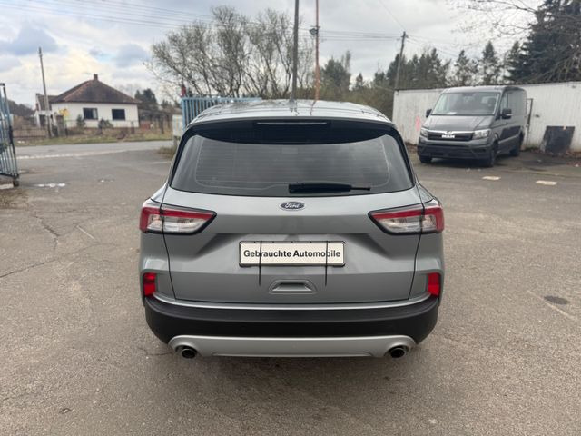 Ford Kuga Trend - Sedanas: foto 5 Ford Kuga Trend - Sedanas: foto 5