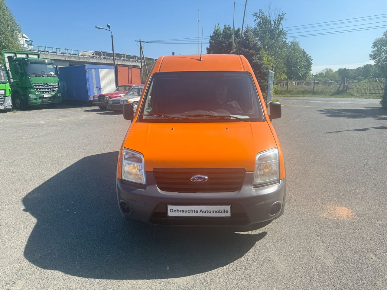 Ford Transit Connect Kasten lang - Mažas furgonas: foto 1 Ford Transit Connect Kasten lang - Mažas furgonas: foto 1