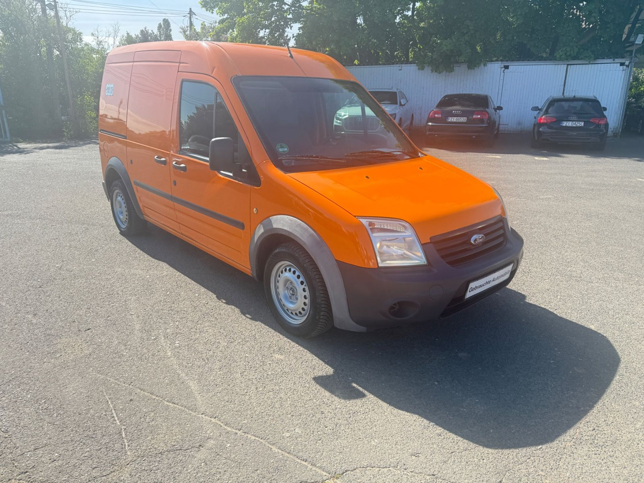Ford Transit Connect Kasten lang - Mažas furgonas: foto 2 Ford Transit Connect Kasten lang - Mažas furgonas: foto 2