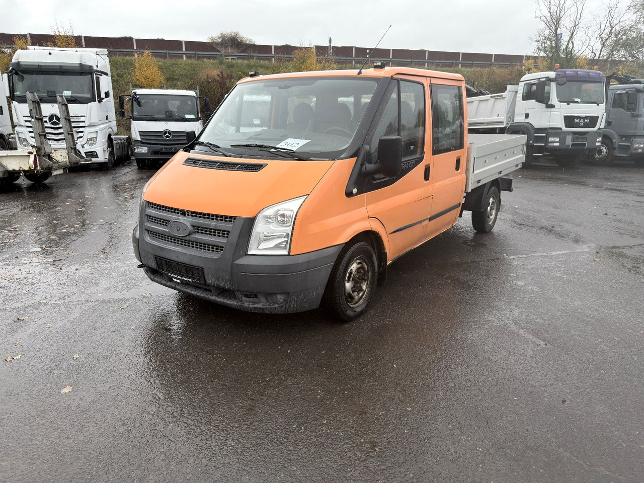 Ford Transit Pritsche FT 300 M Doppelkabine - Bortinis automobilis, Komercinis automobilis su dviguba kabina: foto 3 Ford Transit Pritsche FT 300 M Doppelkabine - Bortinis automobilis, Komercinis automobilis su dviguba kabina: foto 3