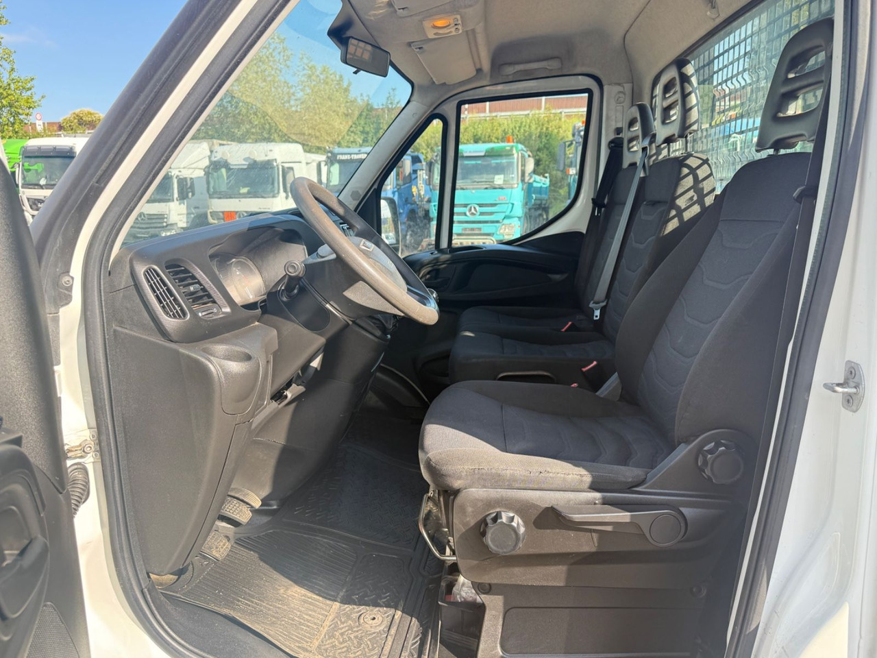 Bortinis automobilis Iveco Daily 35 S 12: foto 9