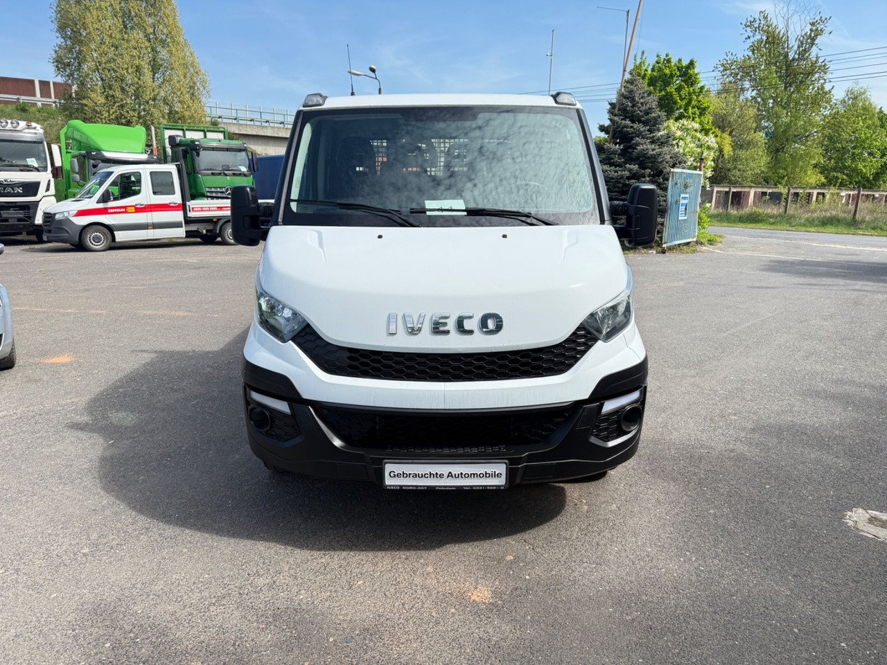 Iveco Daily Doppelkabine 35 S 130 7 Sitzer - Bortinis automobilis: foto 1 Iveco Daily Doppelkabine 35 S 130 7 Sitzer - Bortinis automobilis: foto 1