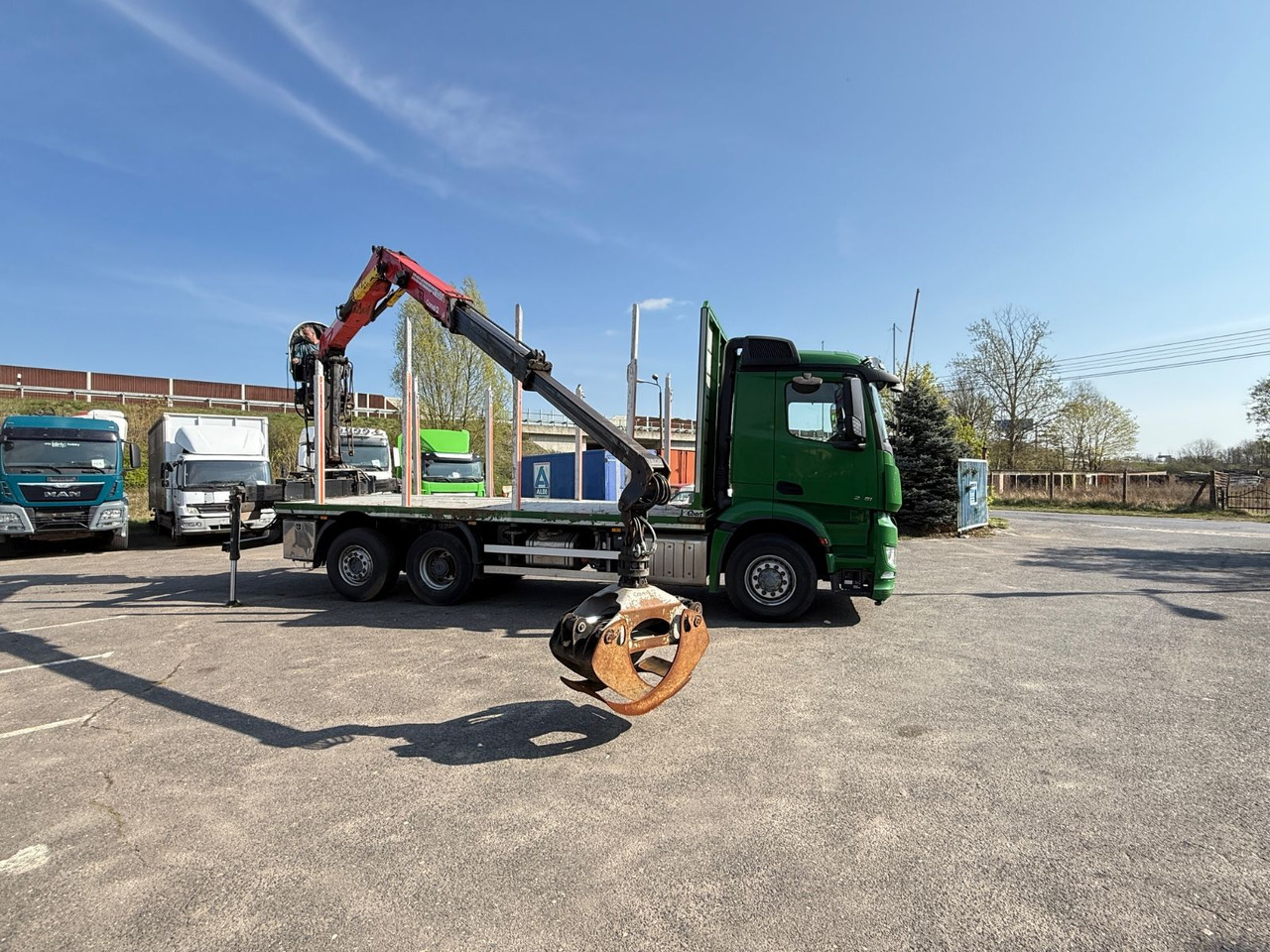 Miškovežis, Sunkvežimis su kranu Mercedes-Benz Actros 2571 Holztransporter mit Kran: foto 11