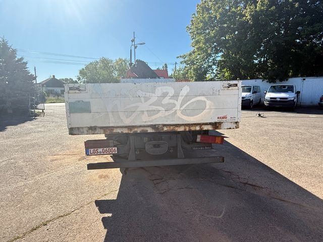 Mercedes-Benz Atego 1223 mit Kran MKG HLK 76 - Platforminis/ Bortinis sunkvežimis, Sunkvežimis su kranu: foto 4 Mercedes-Benz Atego 1223 mit Kran MKG HLK 76 - Platforminis/ Bortinis sunkvežimis, Sunkvežimis su kranu: foto 4