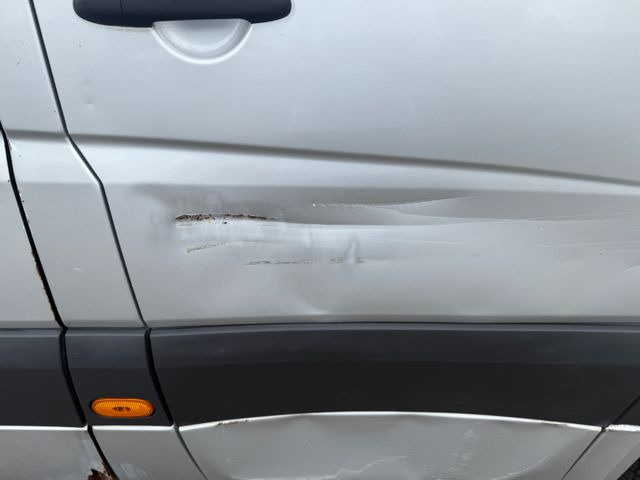 Mercedes-Benz Sprinter II Kasten 219 CDI Automatik - Mažas furgonas: foto 3 Mercedes-Benz Sprinter II Kasten 219 CDI Automatik - Mažas furgonas: foto 3