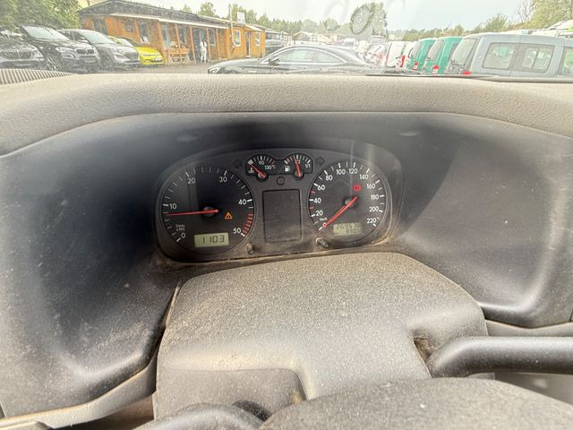 Bortinis automobilis Volkswagen T4 2.5 TDI: foto 10