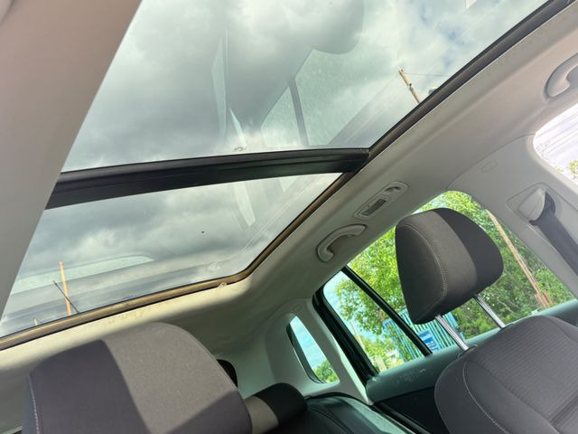 Keleivinis furgonas Volkswagen Tiguan Team BMT: foto 15