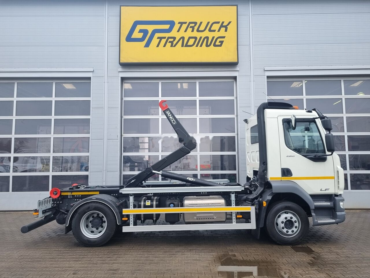 DAF LF 55 260 - Hook-lift sunkvežimis: foto 4 DAF LF 55 260 - Hook-lift sunkvežimis: foto 4