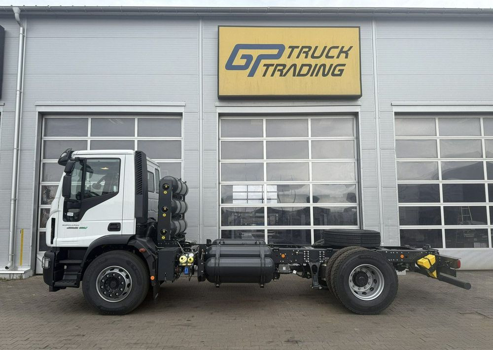 Iveco EuroCargo CNG - Važiuoklės sunkvežimis: foto 2 Iveco EuroCargo CNG - Važiuoklės sunkvežimis: foto 2