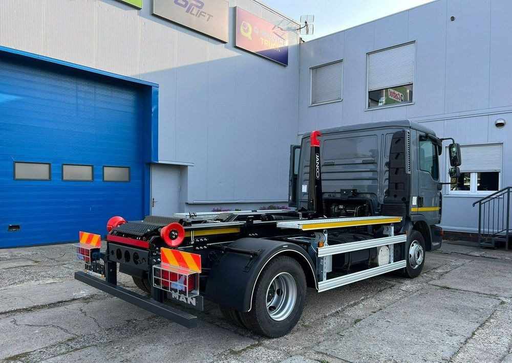 MAN TGL 12.180, hakowiec Janco/GP Lift - Šiukšliavežis: foto 5 MAN TGL 12.180, hakowiec Janco/GP Lift - Šiukšliavežis: foto 5