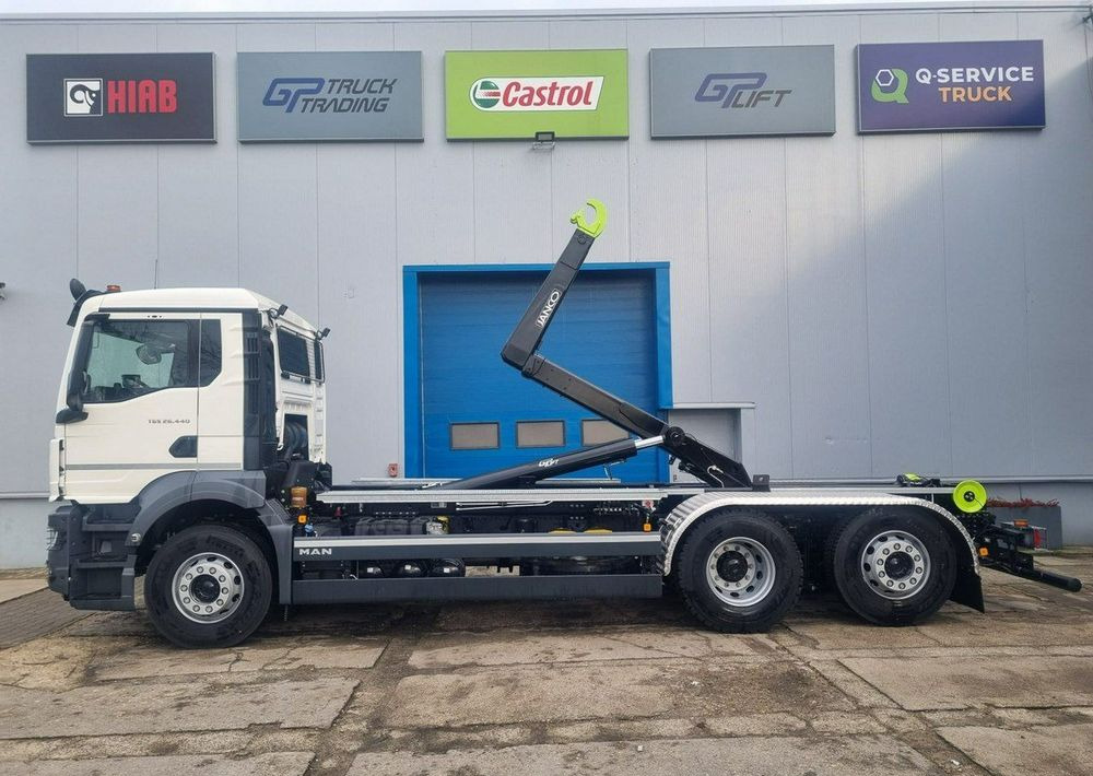 MAN TGS 26.360 - Šiukšliavežis: foto 3 MAN TGS 26.360 - Šiukšliavežis: foto 3