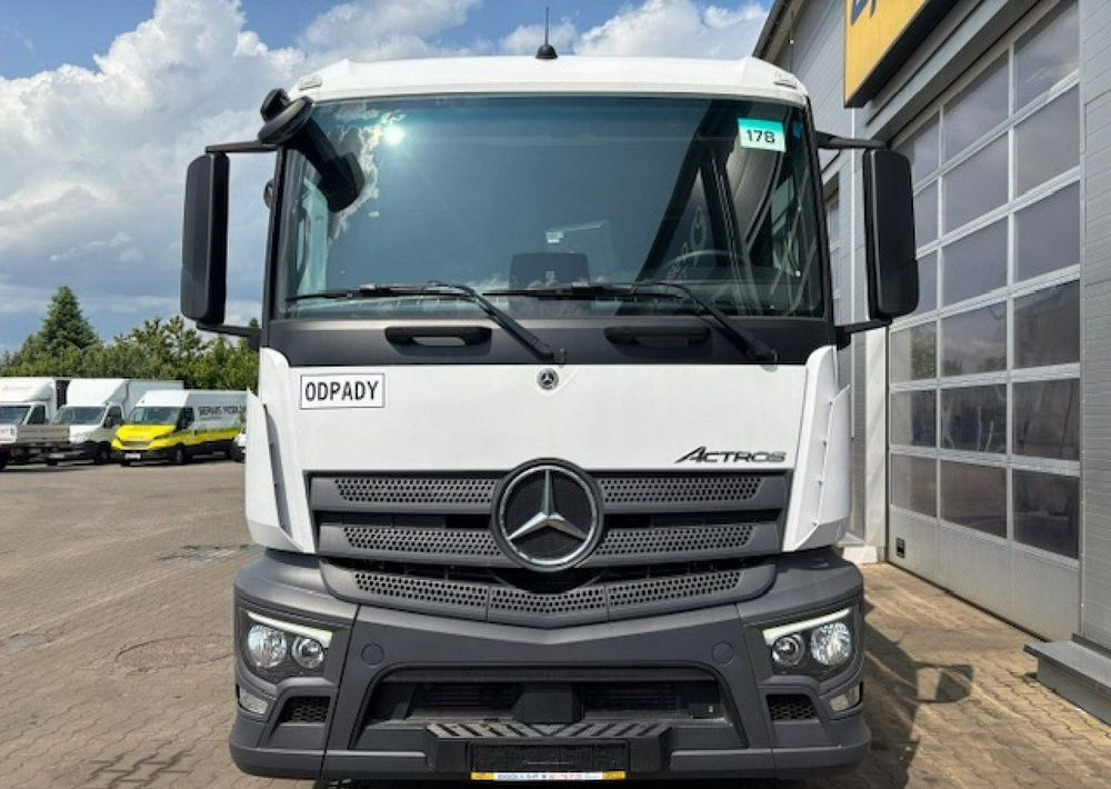 Mercedes-Benz Actros - Šiukšliavežis: foto 2 Mercedes-Benz Actros - Šiukšliavežis: foto 2