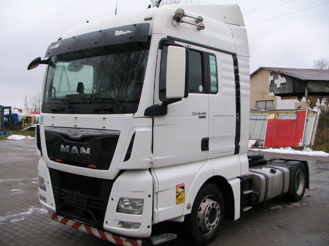 MAN TGX 18.480 / LOW DECK / ENGINE DAMAGE. - Vilkikas: foto 2 MAN TGX 18.480 / LOW DECK / ENGINE DAMAGE. - Vilkikas: foto 2