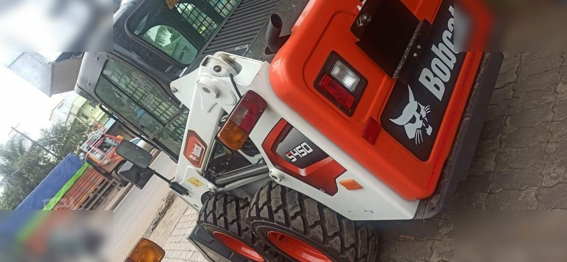 BOBCAT S450 - Mini krautuvas: foto 1 BOBCAT S450 - Mini krautuvas: foto 1