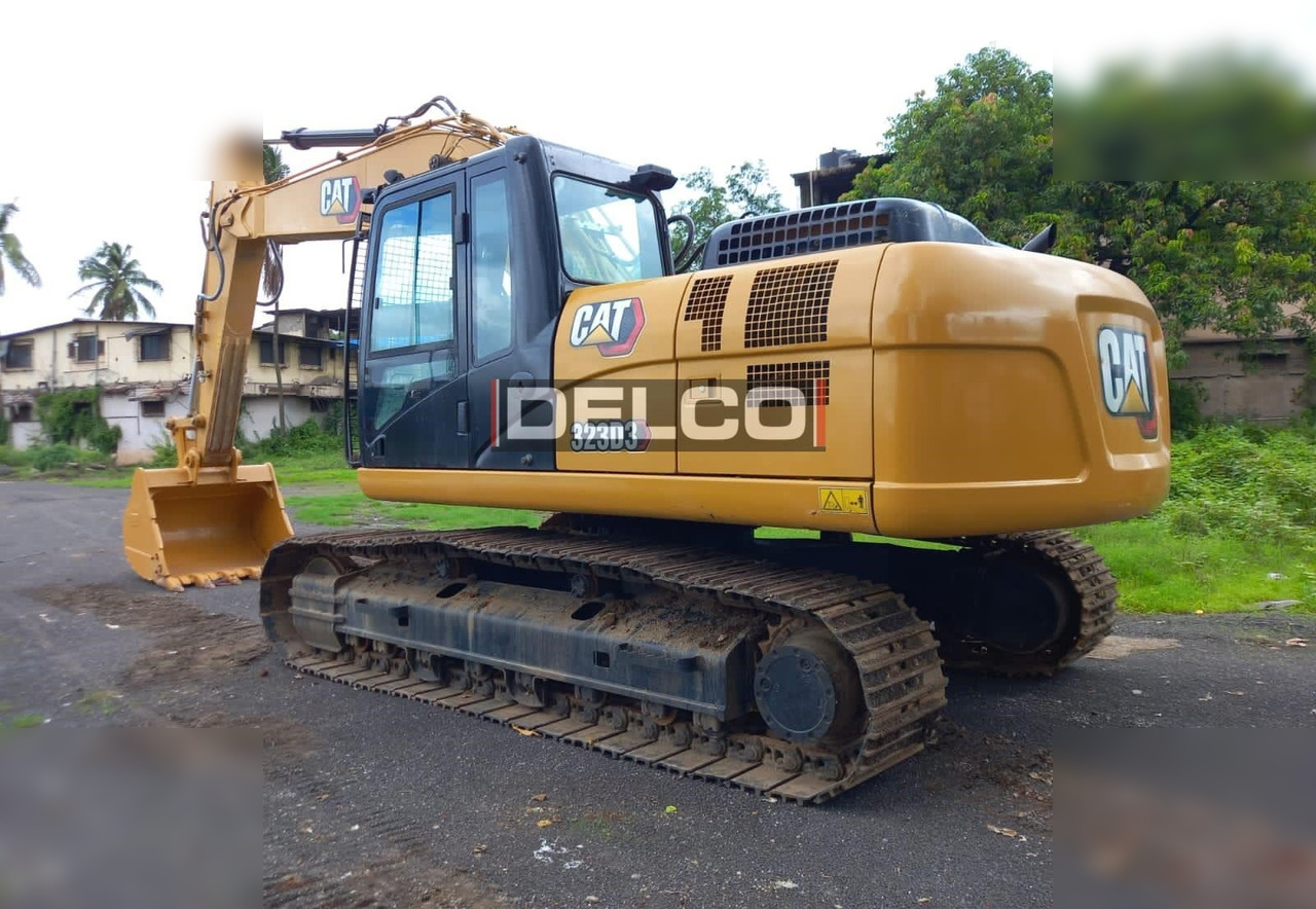 CATERPILLAR 323D3 - Vikšrinis ekskavatorius: foto 1 CATERPILLAR 323D3 - Vikšrinis ekskavatorius: foto 1