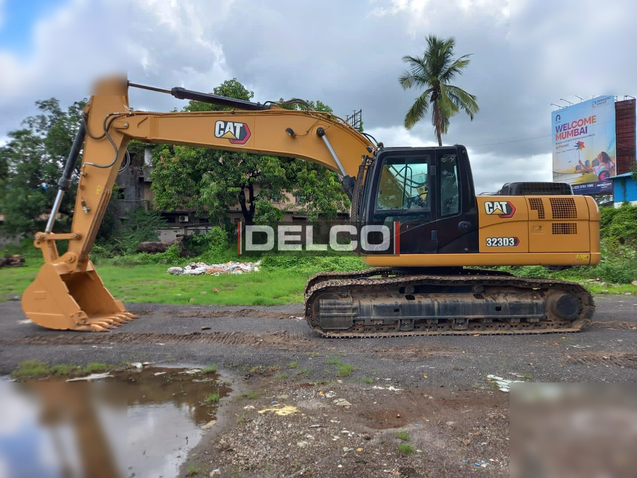 CATERPILLAR 323D3 - Vikšrinis ekskavatorius: foto 1 CATERPILLAR 323D3 - Vikšrinis ekskavatorius: foto 1