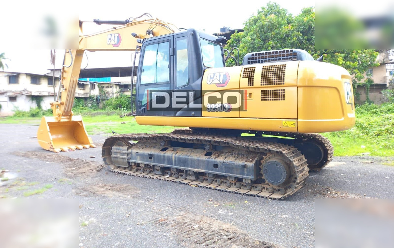 CATERPILLAR 323D3 - Vikšrinis ekskavatorius: foto 3 CATERPILLAR 323D3 - Vikšrinis ekskavatorius: foto 3