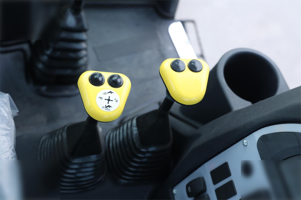 Nauja Ekskavatorius-krautuvas DELCO XP95 PLUS: foto 17