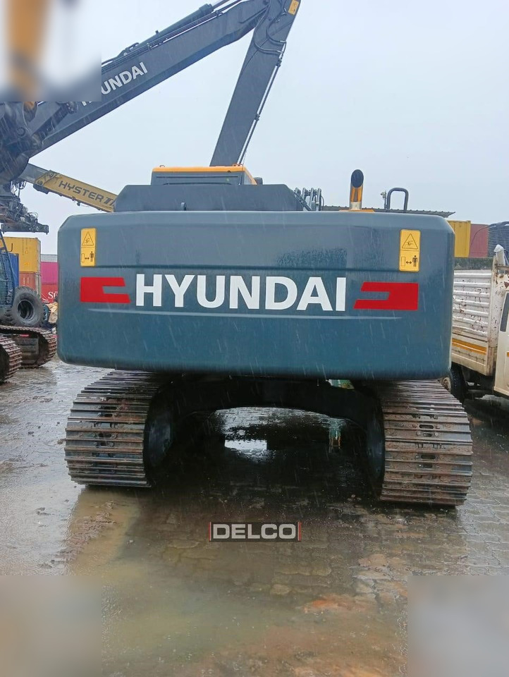 HYUNDAI ROBEX 215L SMART - Vikšrinis ekskavatorius: foto 1 HYUNDAI ROBEX 215L SMART - Vikšrinis ekskavatorius: foto 1