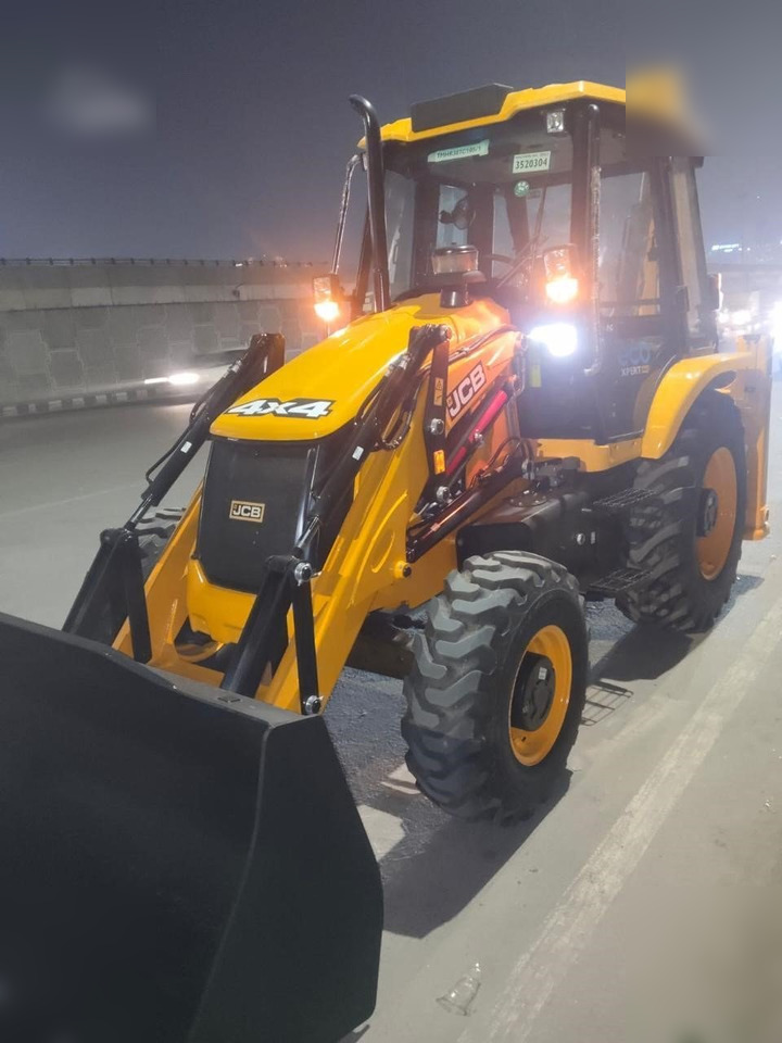 JCB 3DX SUPER - Ekskavatorius-krautuvas: foto 4 JCB 3DX SUPER - Ekskavatorius-krautuvas: foto 4