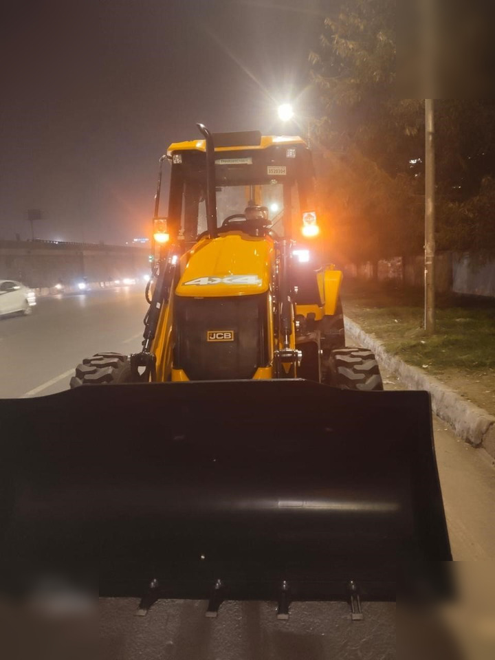 JCB 3DX SUPER - Ekskavatorius-krautuvas: foto 4 JCB 3DX SUPER - Ekskavatorius-krautuvas: foto 4