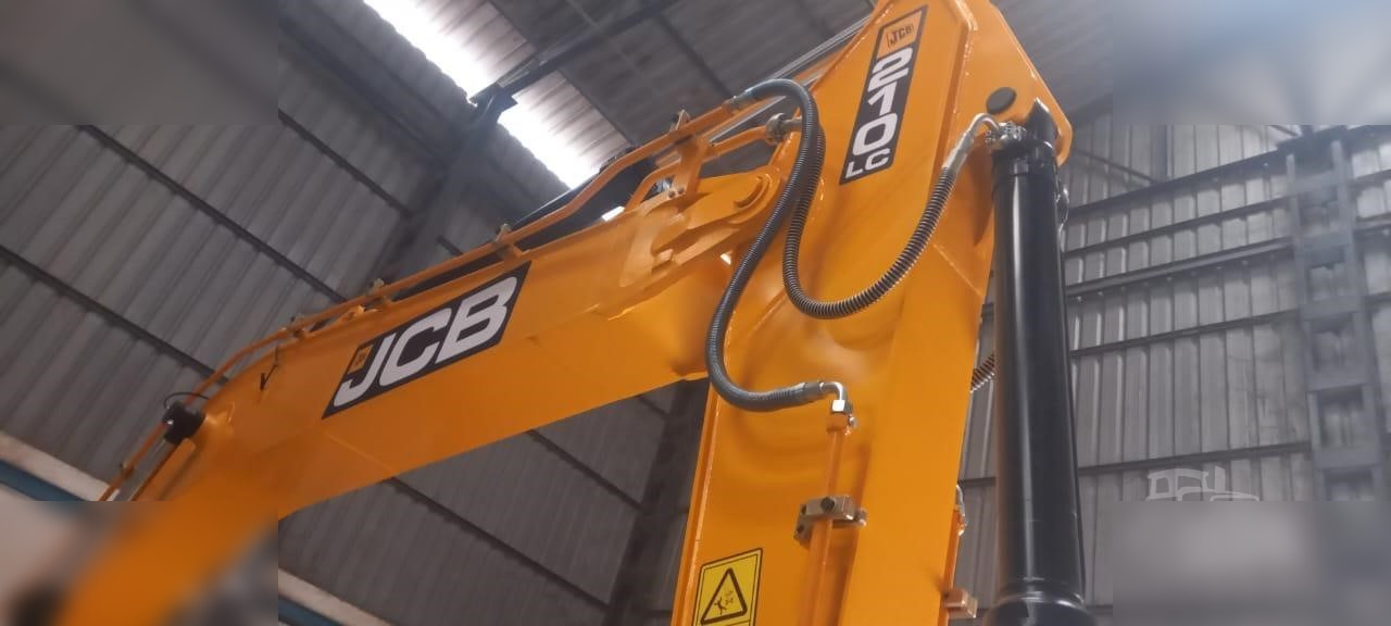 JCB JS210 LC - Vikšrinis ekskavatorius: foto 3 JCB JS210 LC - Vikšrinis ekskavatorius: foto 3