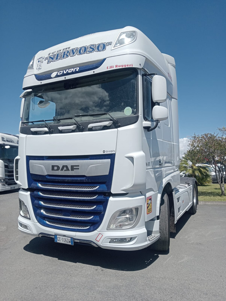 DAF XF 530CV - Vilkikas: foto 1 DAF XF 530CV - Vilkikas: foto 1