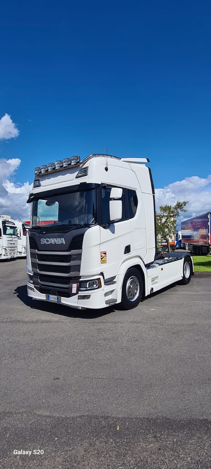 SCANIA R500 A4X2LA - Vilkikas: foto 2 SCANIA R500 A4X2LA - Vilkikas: foto 2