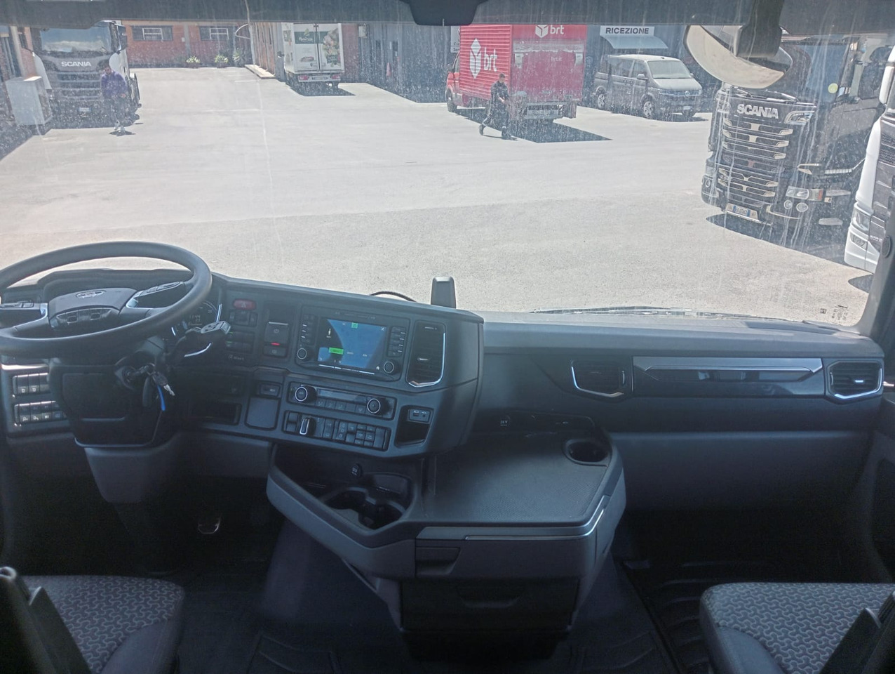 SCANIA S520 A4X2NB - Vilkikas: foto 5 SCANIA S520 A4X2NB - Vilkikas: foto 5