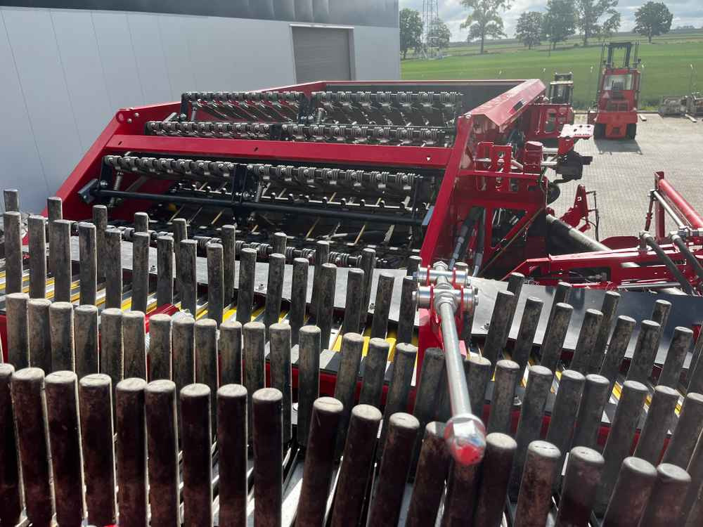 Grimme EVO 280 GEN II - Bulvių kombainas: foto 4 Grimme EVO 280 GEN II - Bulvių kombainas: foto 4