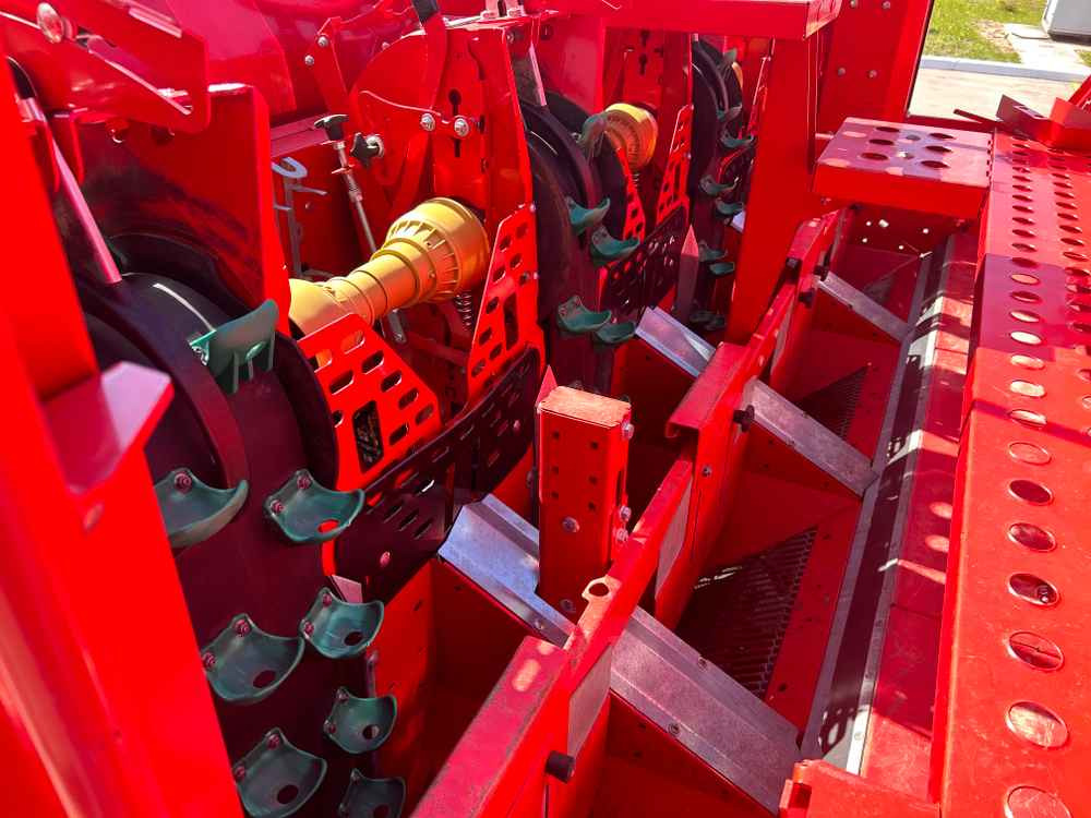 Grimme PRIOS 440 - Kombainas: foto 2 Grimme PRIOS 440 - Kombainas: foto 2