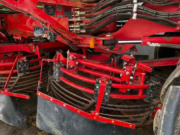 Grimme REXOR 6300 Platinum - Runkelių kombainas: foto 5 Grimme REXOR 6300 Platinum - Runkelių kombainas: foto 5