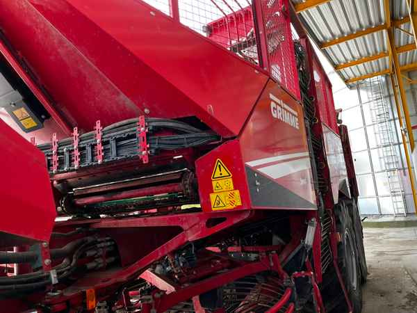 Grimme REXOR 6300 Platinum - Runkelių kombainas: foto 4 Grimme REXOR 6300 Platinum - Runkelių kombainas: foto 4
