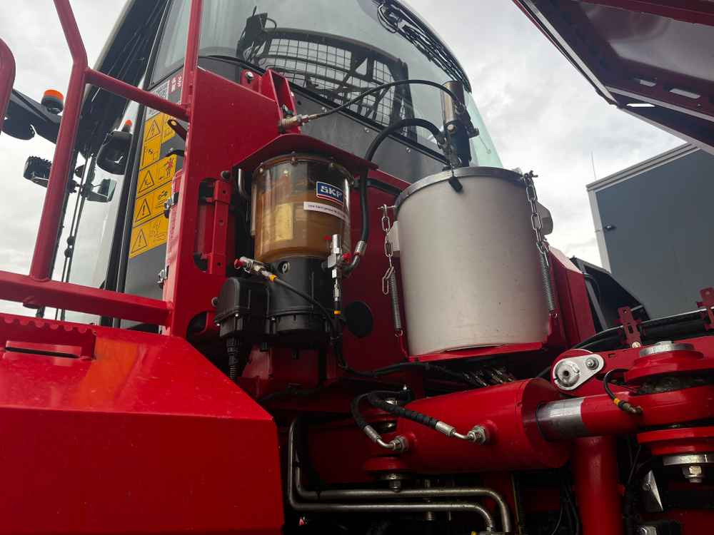 Grimme REXOR 6300 Platinum - Runkelių kombainas: foto 2 Grimme REXOR 6300 Platinum - Runkelių kombainas: foto 2