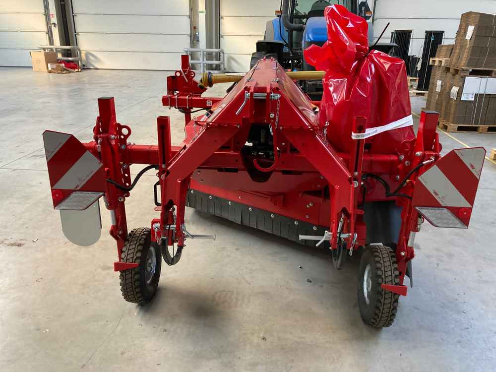 Grimme VT 170 - Bulvienojų smulkintuvas: foto 4 Grimme VT 170 - Bulvienojų smulkintuvas: foto 4