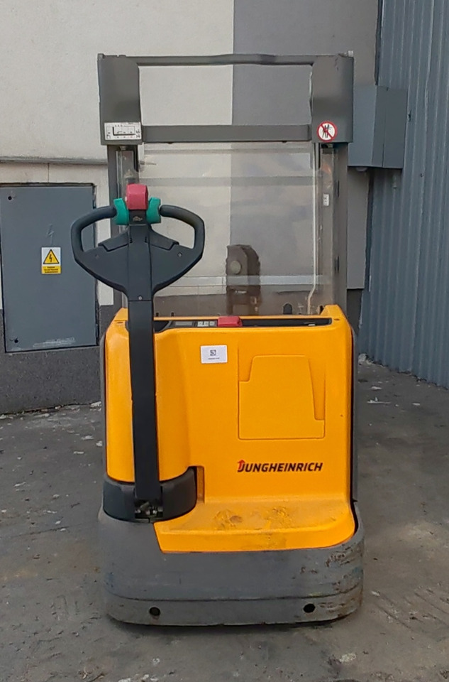 Jungheinrich EJC 112 2.5m/ flee lift/ 2105mh/ 2017y - Keltuvas: foto 2 Jungheinrich EJC 112 2.5m/ flee lift/ 2105mh/ 2017y - Keltuvas: foto 2