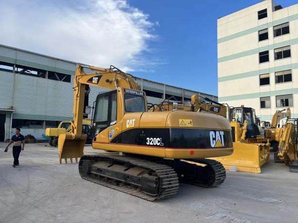 CAT 320CL - Vikšrinis ekskavatorius: foto 1 CAT 320CL - Vikšrinis ekskavatorius: foto 1