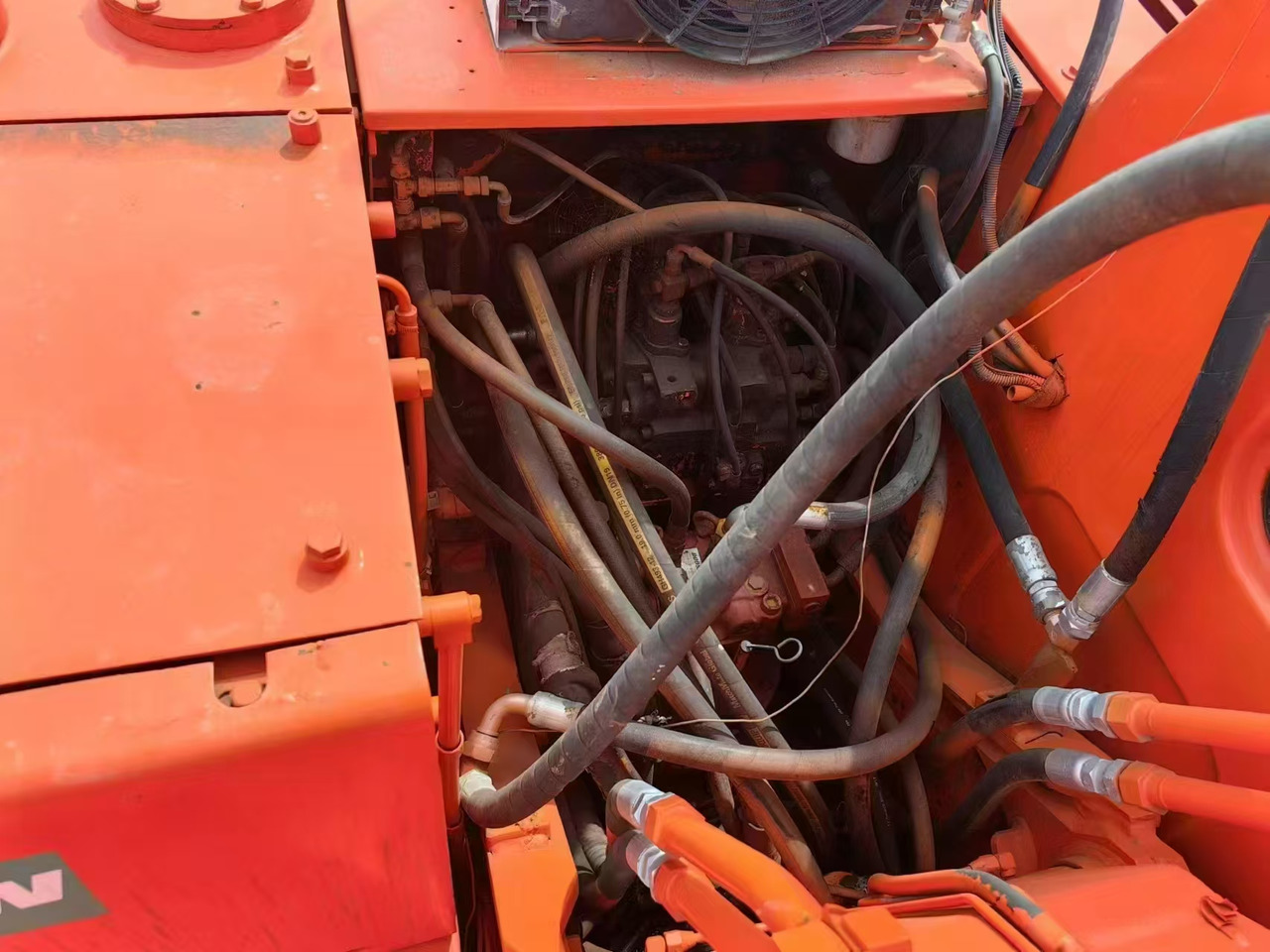 Doosan DX150 - Ratinis ekskavatorius: foto 4 Doosan DX150 - Ratinis ekskavatorius: foto 4