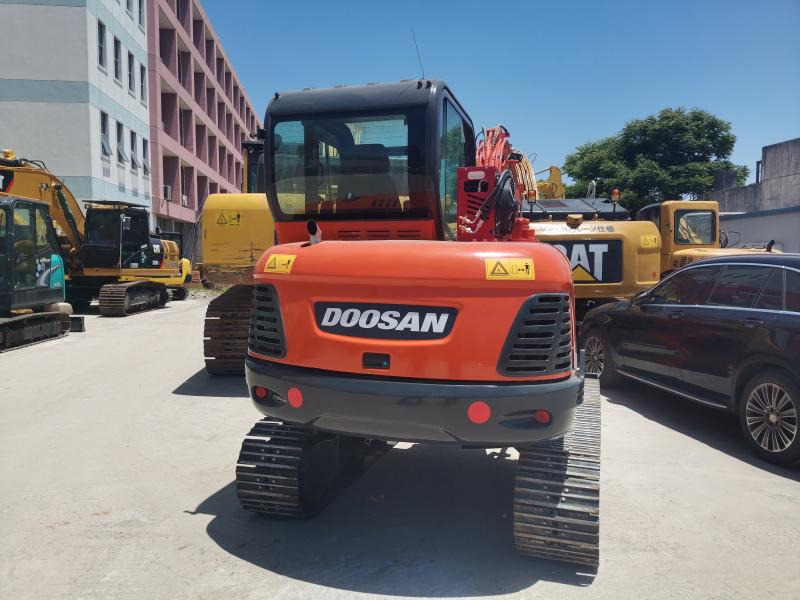 Doosan DX60 - Mini ekskavatorius: foto 2 Doosan DX60 - Mini ekskavatorius: foto 2