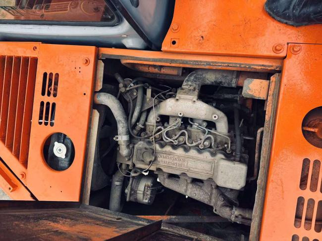 Hitachi EX60 - Vikšrinis ekskavatorius: foto 3 Hitachi EX60 - Vikšrinis ekskavatorius: foto 3