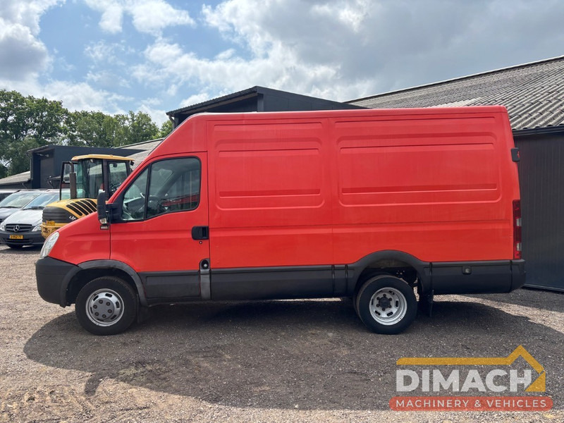 Iveco Daily 35C L2H2 85kW Dubbellucht, double air tyres - Krovininis mikroautobusas: foto 5 Iveco Daily 35C L2H2 85kW Dubbellucht, double air tyres - Krovininis mikroautobusas: foto 5