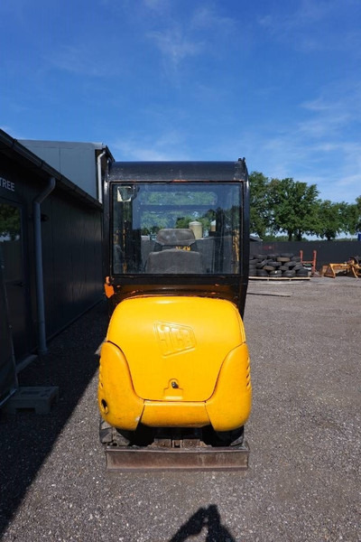 JCB 8018 CTS hydro quick hitch cw05 - Mini ekskavatorius: foto 3 JCB 8018 CTS hydro quick hitch cw05 - Mini ekskavatorius: foto 3