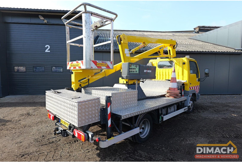 Nissan Cabstar E Sky high autohoogwerker 12meter elektrisch bedienbaar. manbak capaciteit 215kilo - Komercinis automobilis: foto 2 Nissan Cabstar E Sky high autohoogwerker 12meter elektrisch bedienbaar. manbak capaciteit 215kilo - Komercinis automobilis: foto 2