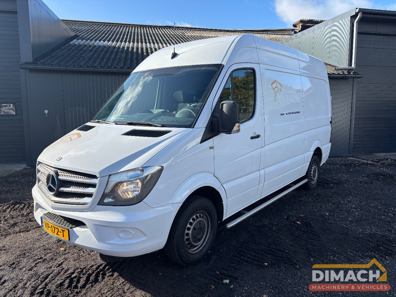 Mercedes-Benz Sprinter  Sprinter 216 L2H2 trekhaak , accident - unfall - rechterkant flink plaatschade, technisch perfect - Mažas furgonas: foto 1 Mercedes-Benz Sprinter  Sprinter 216 L2H2 trekhaak , accident - unfall - rechterkant flink plaatschade, technisch perfect - Mažas furgonas: foto 1