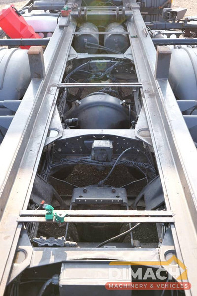 Važiuoklės sunkvežimis Scania P230 P 230 Euro 5 6x2*4 TOP!! Retarder right hand steer: foto 7